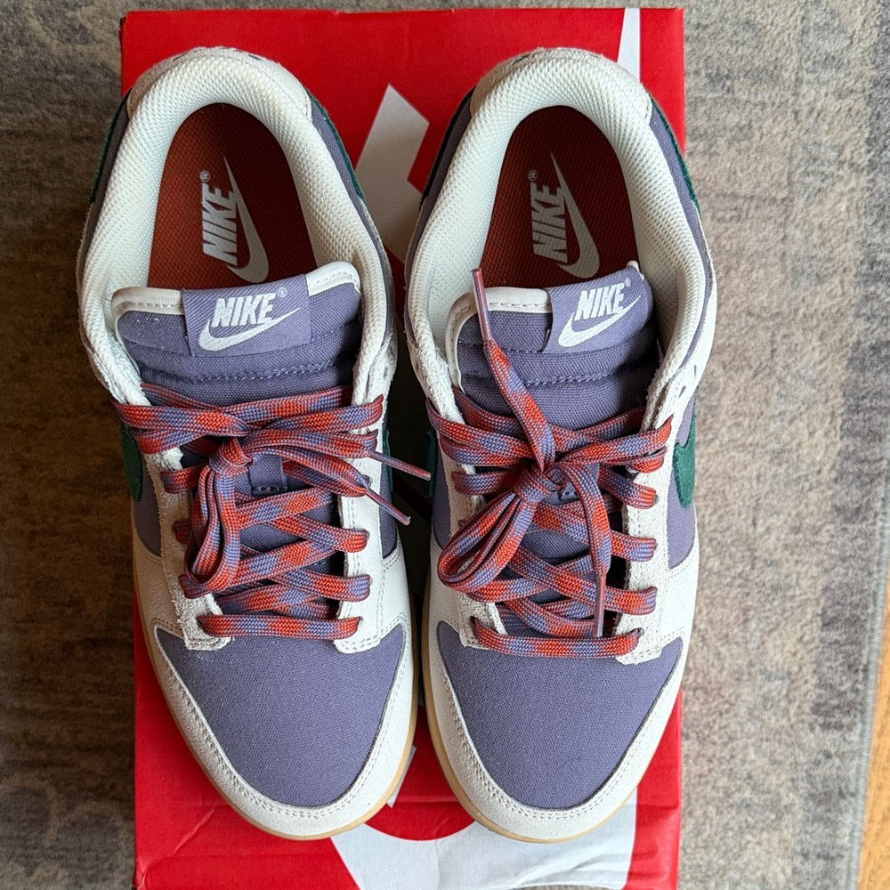 Nike Dunk Low, Women’s 8.5 - Picture 4 of 6